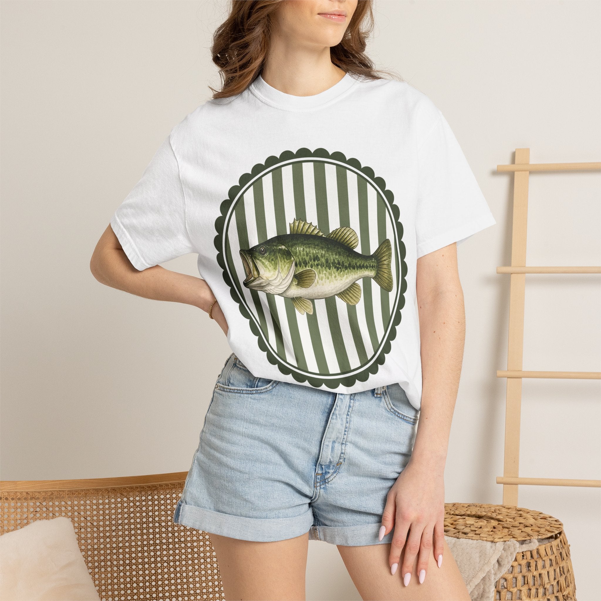 Bass Fishing T‑Shirt — Vintage Largemouth Bass Graphic Tee